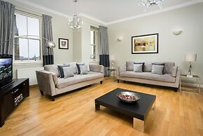 St. Giles Apartment