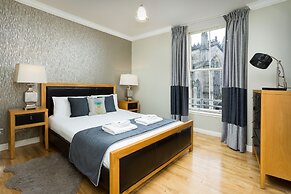 St. Giles Apartment