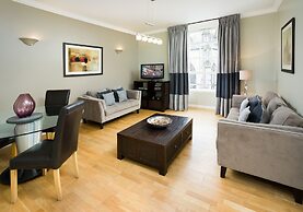 St. Giles Apartment