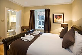 St. Giles Apartment