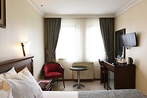 Asal Hotel