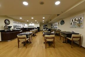 Asal Hotel