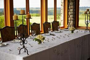 Fable Terrace Downs Resort by Mgallery