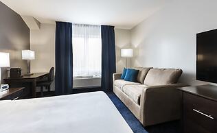 Imperia Hotel and Suites