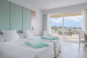 Iberostar Waves Playa Gaviotas -All Inclusive