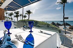 Playa Linda Beach Resort