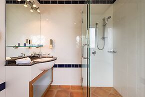 Blue Pacific Quality Apartments