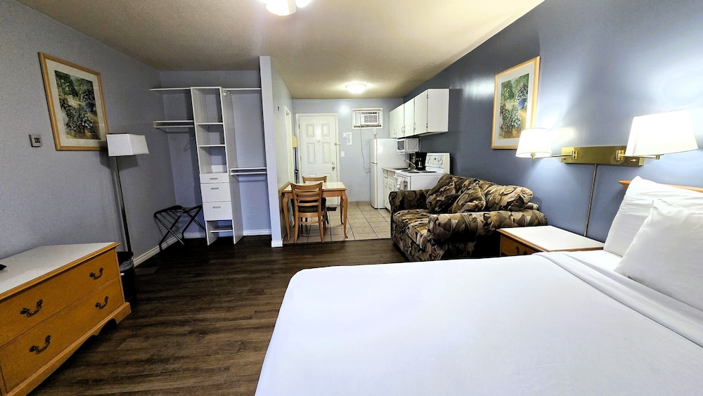 Okanagan Seasons Resort