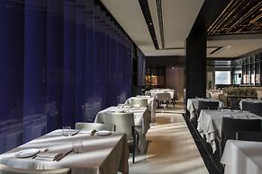 W Doha