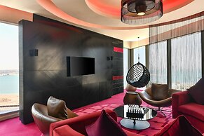 W Doha