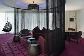 W Doha