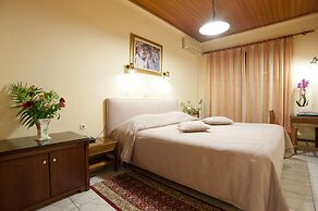 Hermes Delphi Hotel
