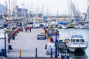 Simon's Town Quayside Hotel