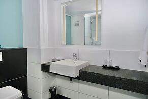 Simon's Town Quayside Hotel