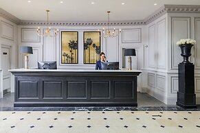 Dromhall Hotel