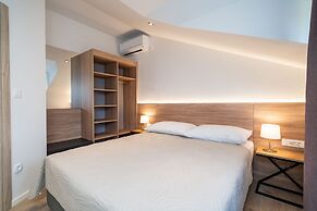 Bacan Serviced Apartments