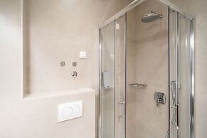 Bacan Serviced Apartments