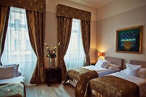 Hotel Julian