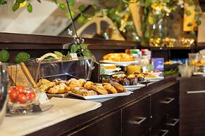 UNAHOTELS Villa dei Platani Foligno