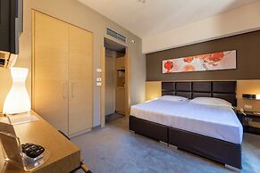 UNAHOTELS Villa dei Platani Foligno