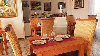 Hotel Montserrat