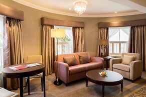 Oakley Hall Hotel