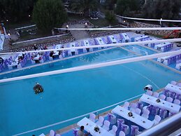 Hotel First Class