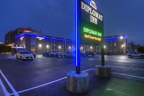 Diplomat Inn