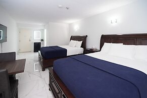 Diplomat Inn