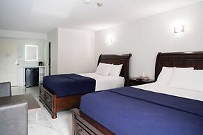 Diplomat Inn