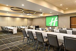 Holiday Inn & Suites Oakland Airport by IHG