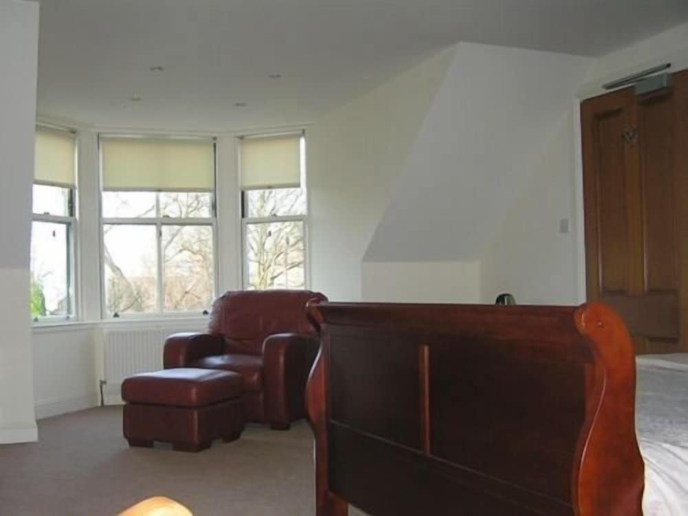 Ashtree House Hotel