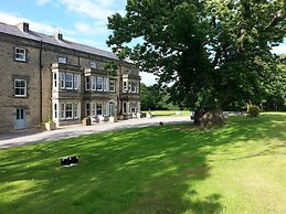 Burythorpe House