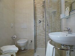 Hotel Trovatore