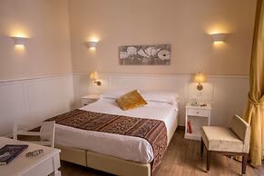 Aenea Superior Inn