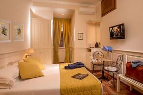 Aenea Superior Inn