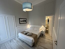 Aenea Superior Inn