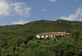 Jennifer Home Hotel