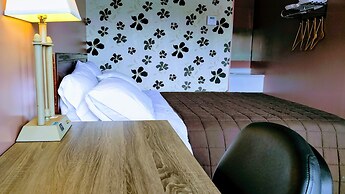 Kings Inn Midland