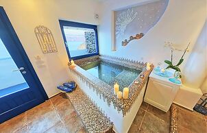Astarte Suites