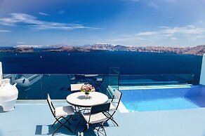 Astarte Suites