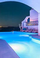 Astarte Suites