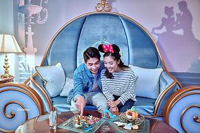 Hong Kong Disneyland Hotel