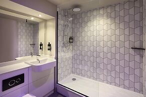 Premier Inn Ayr A77/Racecourse