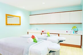 Seven Stars Resort & Spa