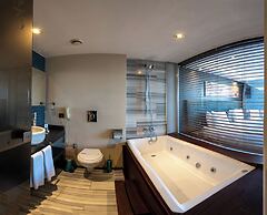 Pera Tulip Hotel & SPA