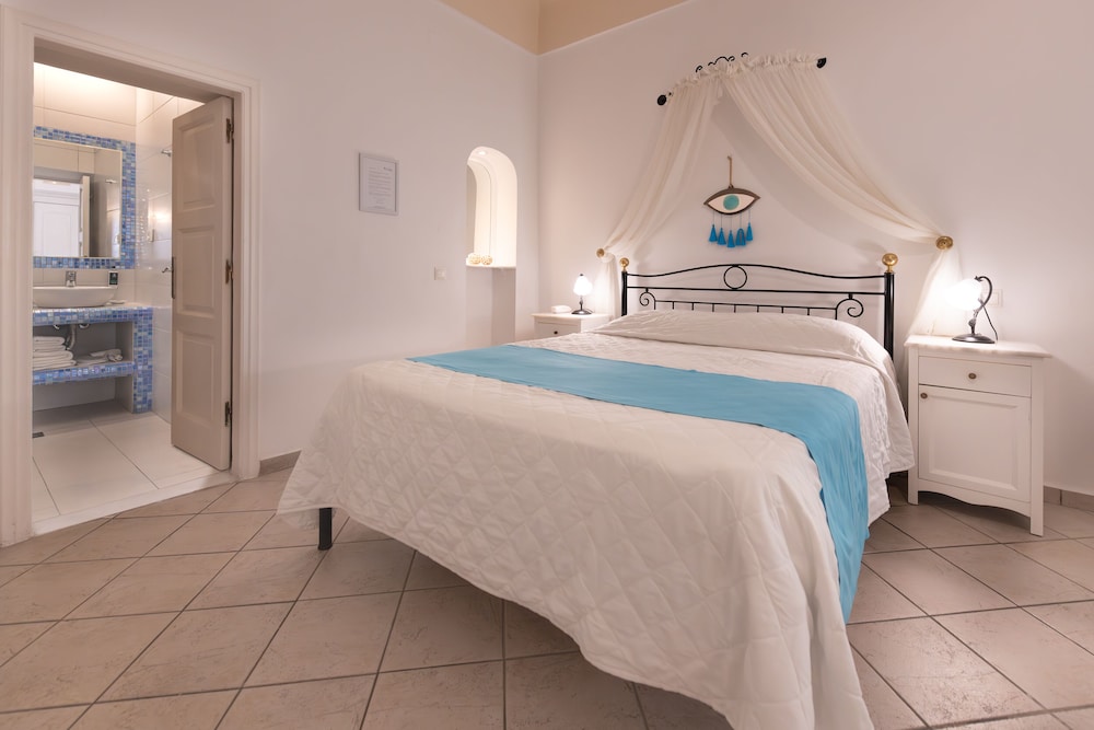 Reverie Santorini Hotel