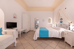 Reverie Santorini Hotel