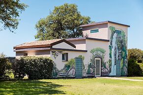 Gitavillage California