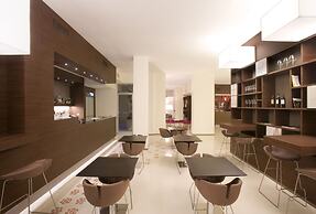 Eos Hotel